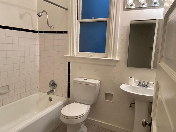 5th image of 4170 17th St APT 201