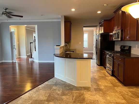 4th image of 1668 W Matisse Dr