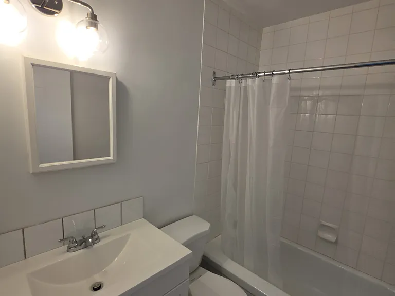 16 Beaver Dam Pl NE #16 — Photo 9