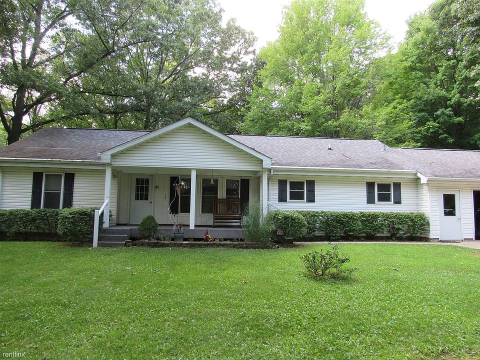 10805WarnerFrontPRIMARY