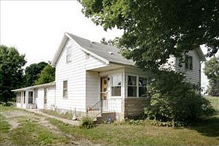 5th image of 24965 18th Ave
