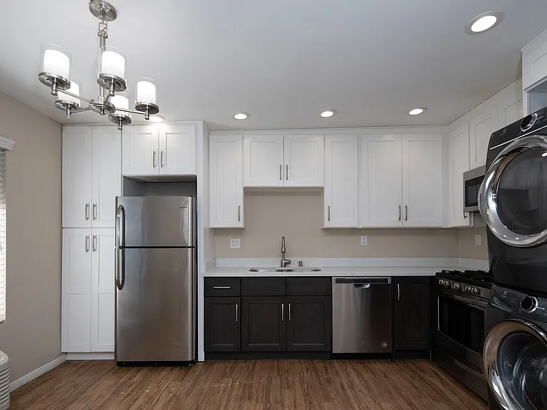 3736 Arnold Avenue — Photo 7