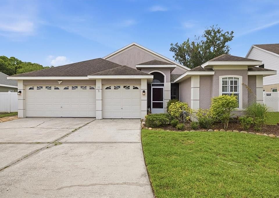 1st image of 392 Tavernier Cir