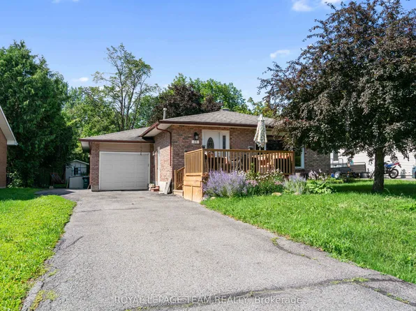 31 Orville St, Ottawa, ON K2S 1M6