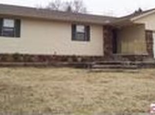1064 Bean St, Tahlequah, OK 74464