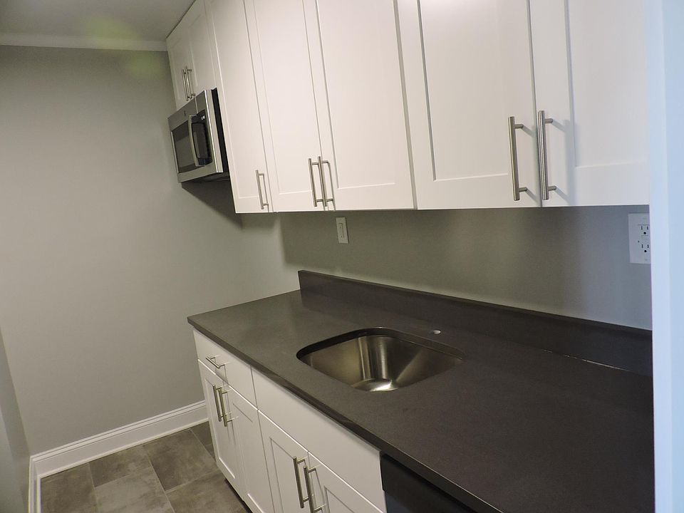 1st image of 11 Park Ave #1256