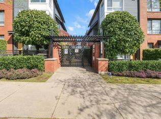 6868 Burlington Ave #18, Burnaby, BC V5J 0G1