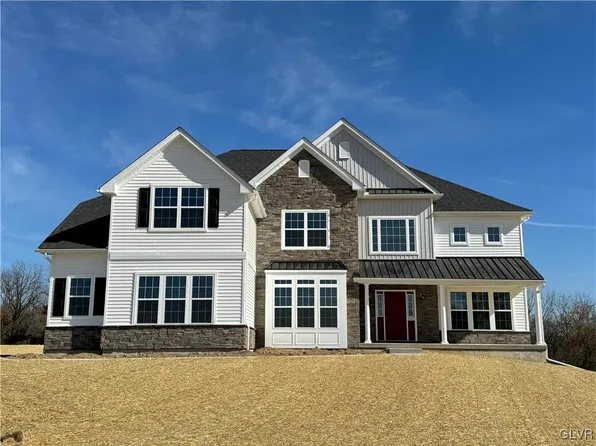 3242 Michaels School Rd #3, Upper Nazareth Township, PA 18064
