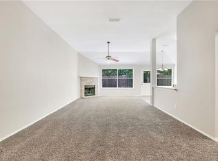 8333 Rain Forest Ln, Fort Worth, TX 76123
