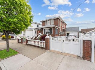 15843 101st St, Howard Beach, NY 11414