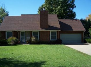 613 Windsor Cir, Pittsburg, KS 66762