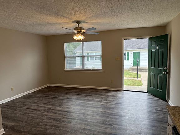 3rd image of 144 Amy Ave #1