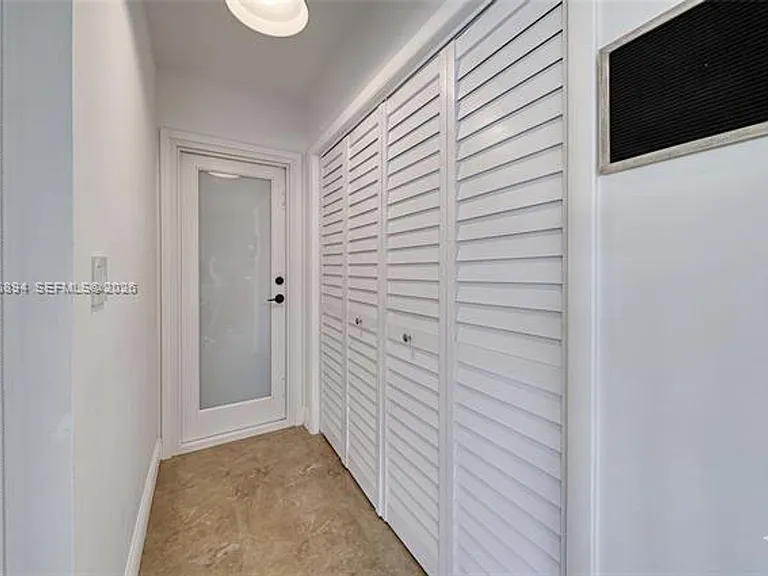 10600 SW 80th Ct — Photo 13