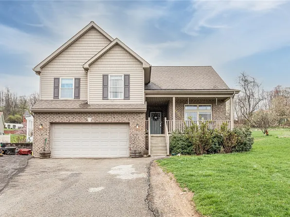 2030 Lexington Dr, Connellsville, PA 15425