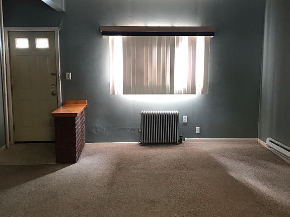 3rd image of 104-106 N Valley Ave