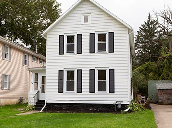 118 W 3rd St, Corning, NY 14830