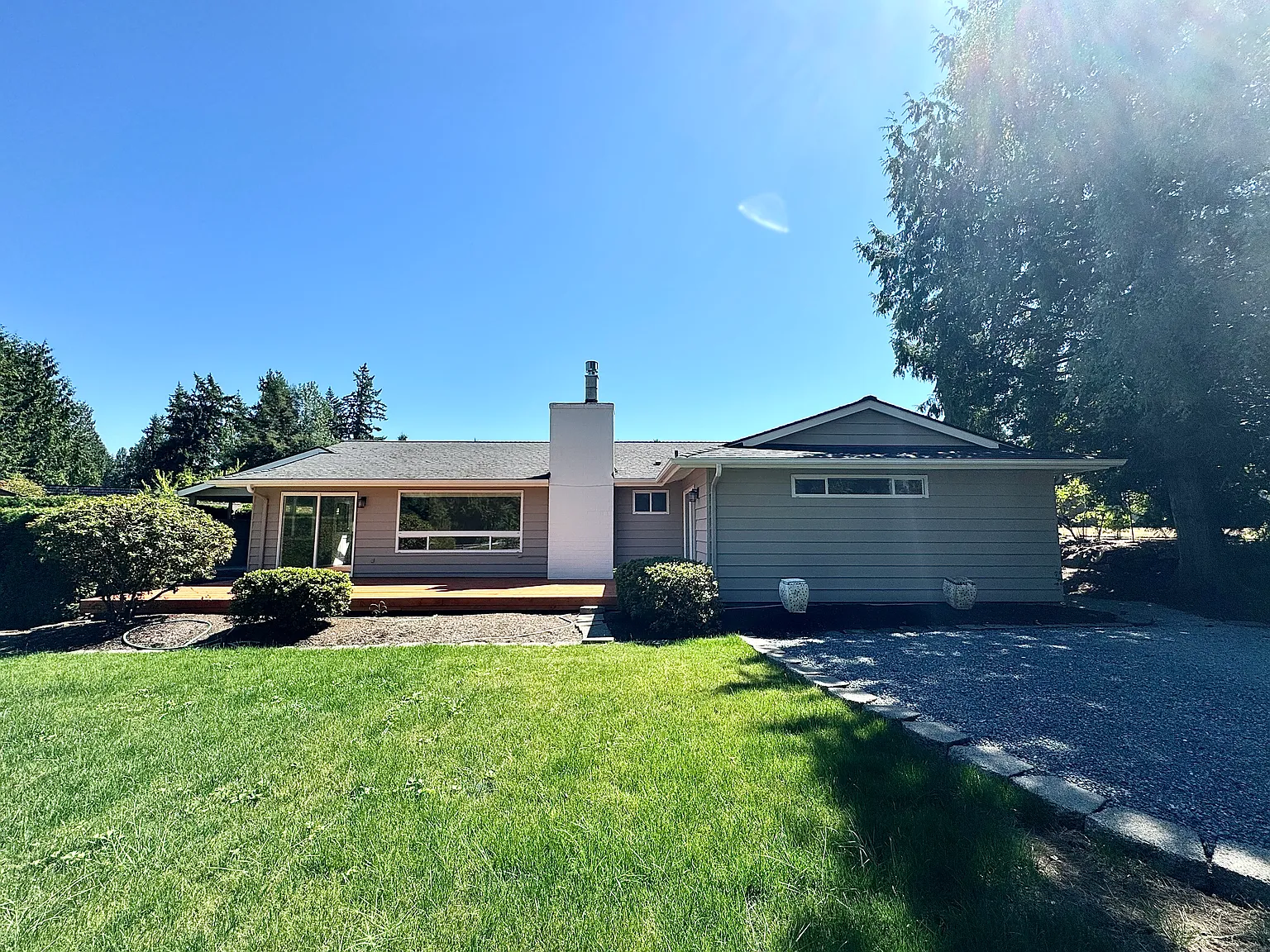 4 bed, 1870 sqft, $4,500 — Photo 2