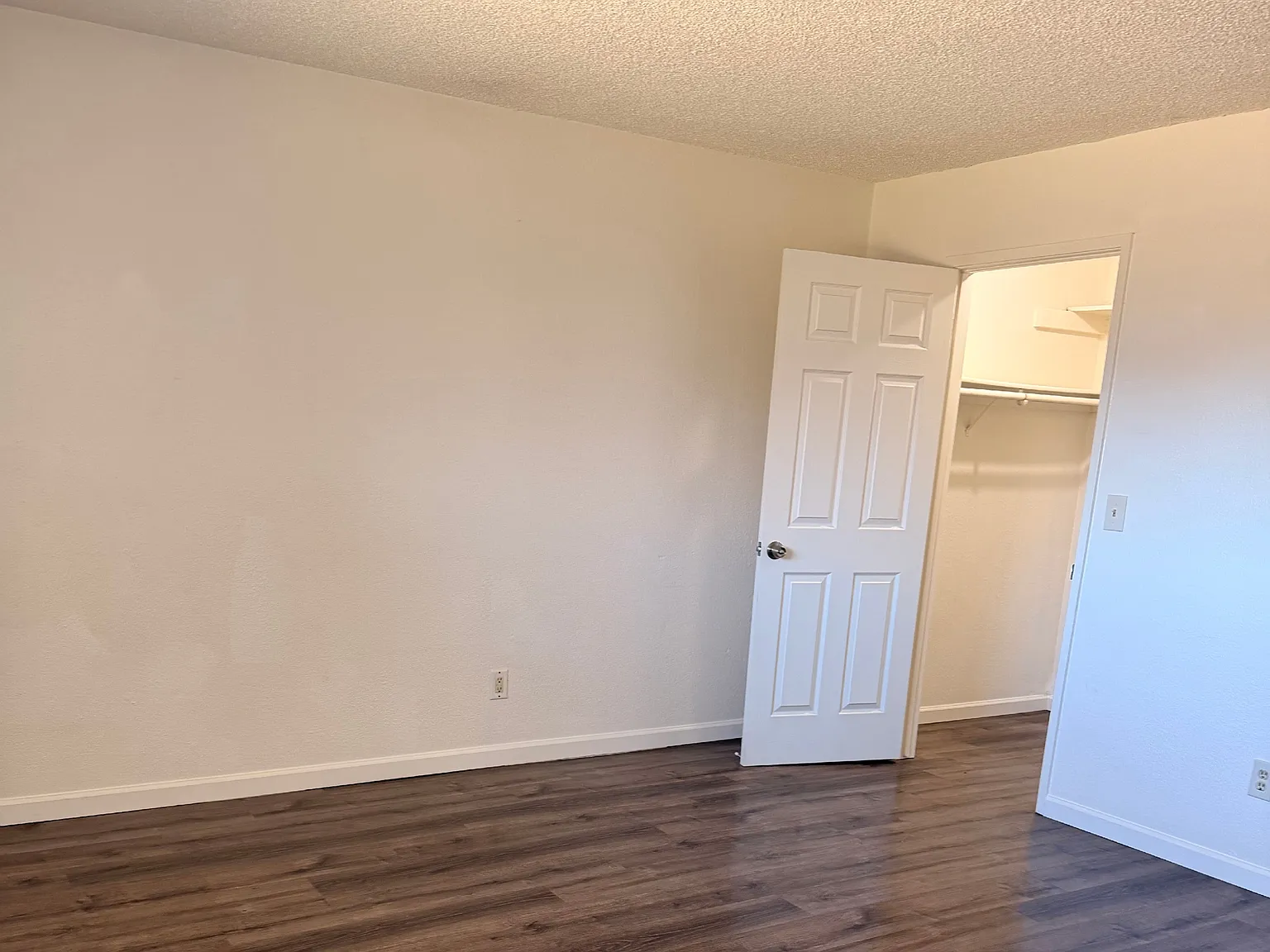 3 bed, $2,200 — Photo 4