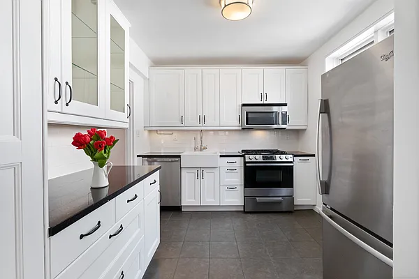 Sold by Douglas Elliman | media 10