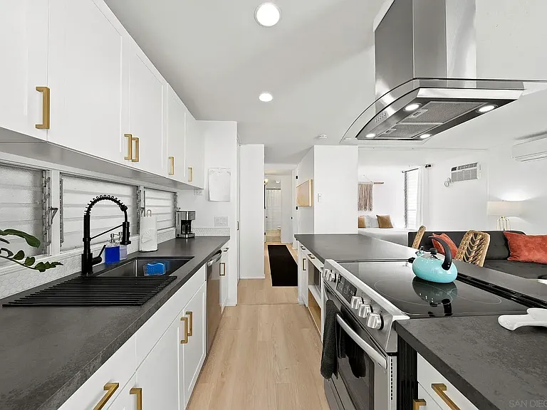 1771 Torrance St #1 — Photo 22