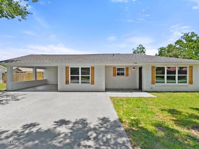 296 N Burke Ave, Long Beach, MS, 39560