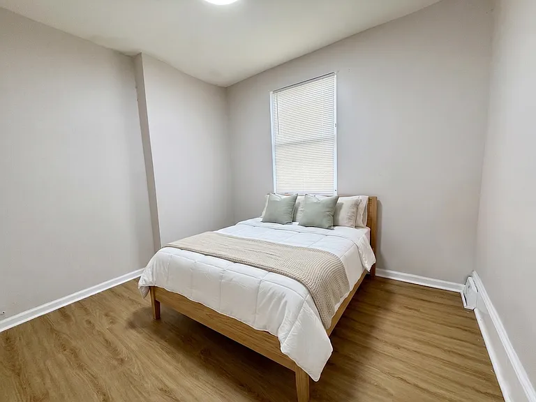 4511 N Colorado St — Photo 10