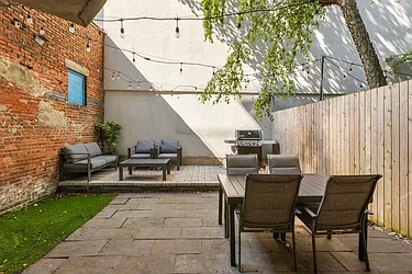 264 7th Street, #1