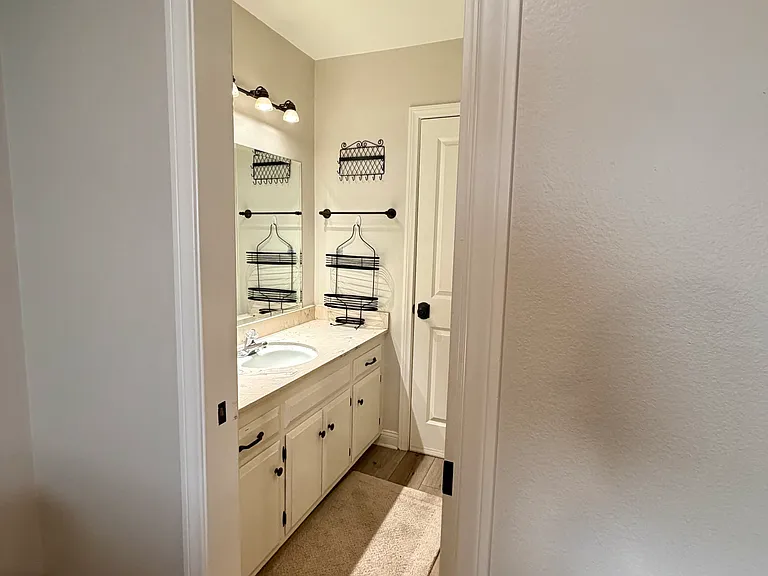 13722 Red Hill Ave — Photo 4
