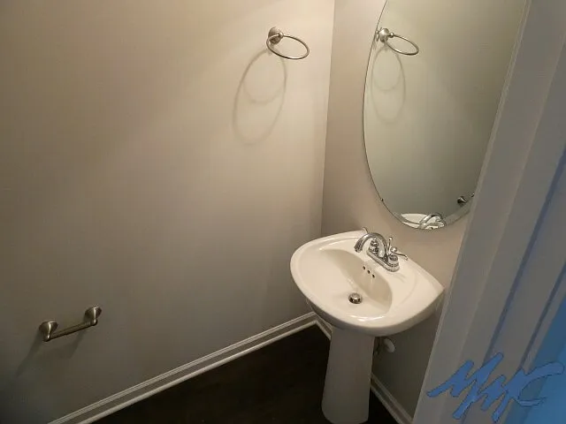 1511 Orange Ct — Photo 8