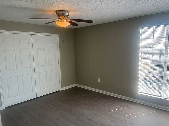 3rd image of 1822 Fox Run Dr #3