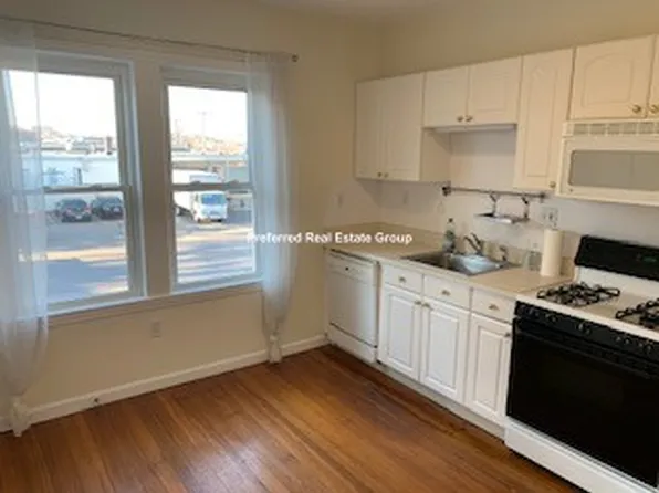 315 Freeport St #2, Boston, MA 02122