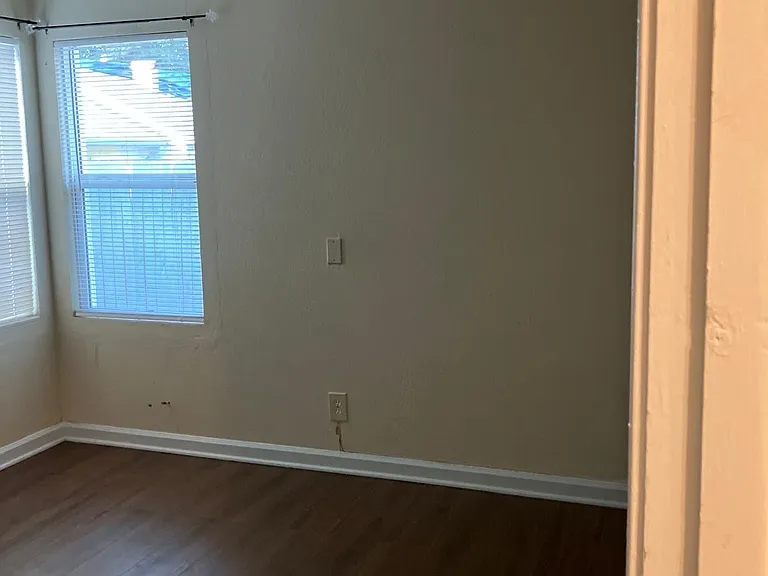 1014 Melbourne Ave — Photo 2