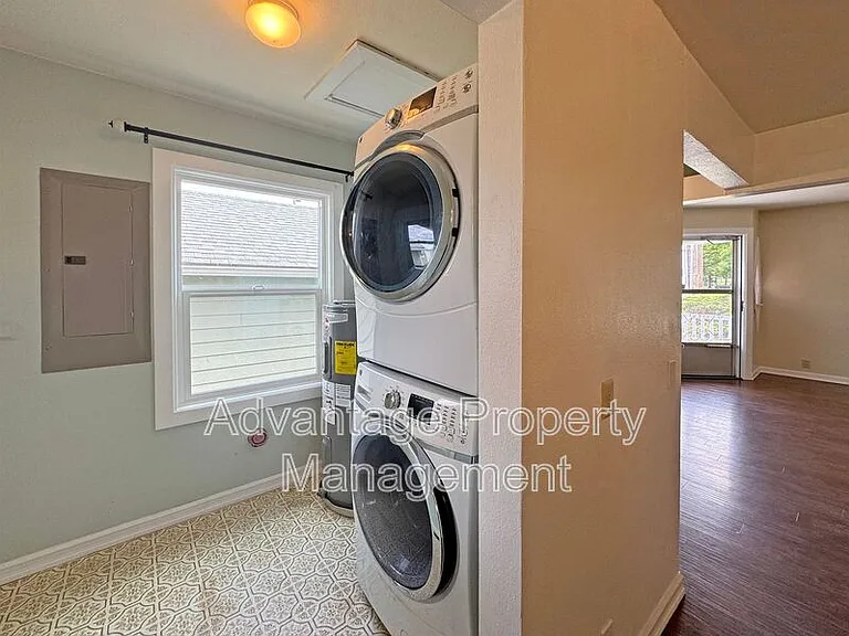 2889 NW Gibson Hill Rd — Photo 13