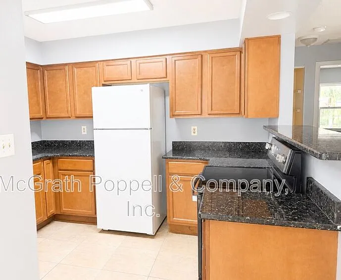 7702 Chase Rd — Photo 5