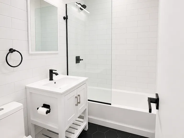 382 Audubon Ave #3 — Photo 7