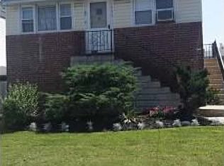 536 Beach 66th St, Far Rockaway, NY 11692
