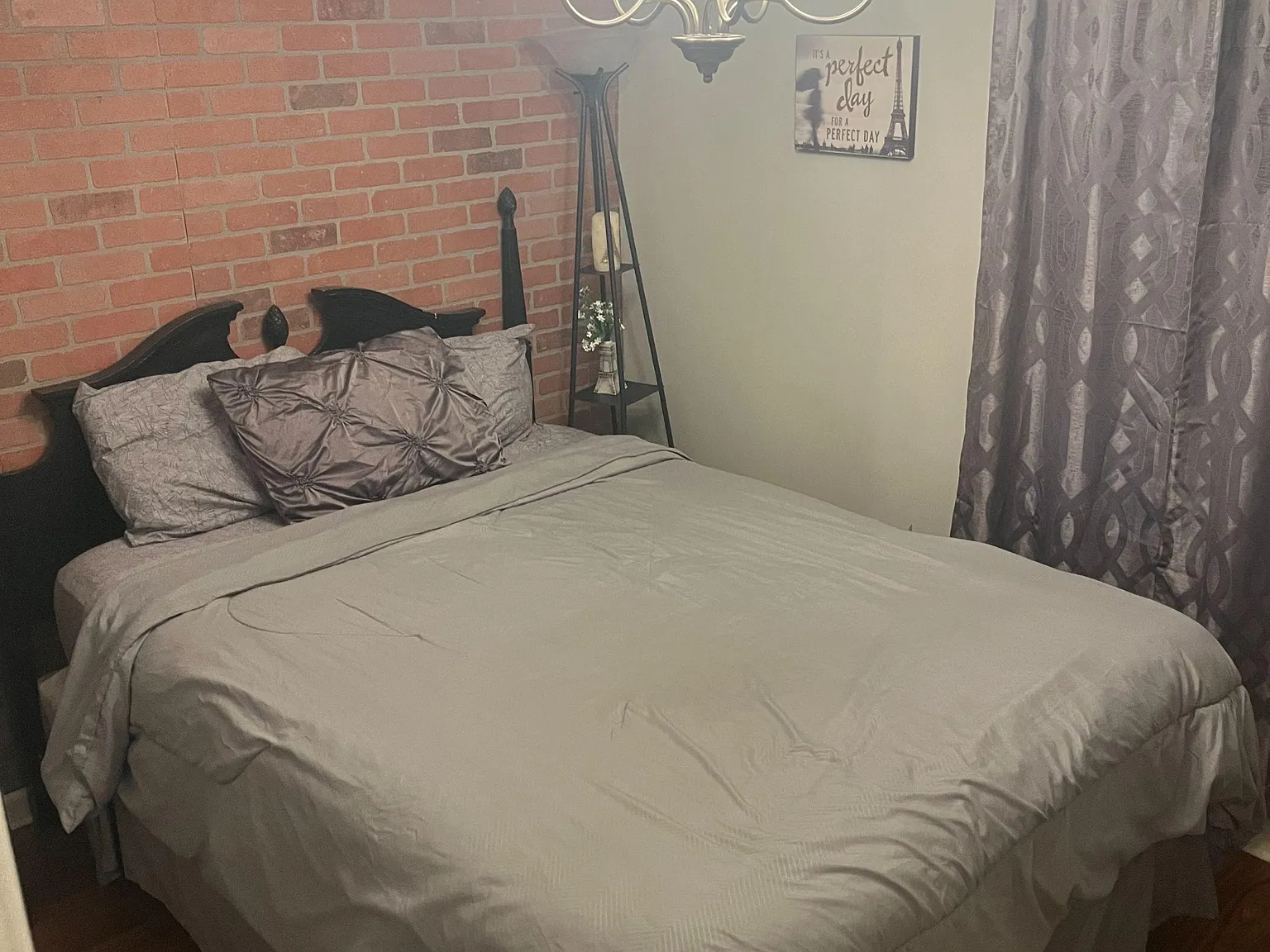 3 bed, 2.0 bath, 1230 sqft, $1,027 — Photo 1