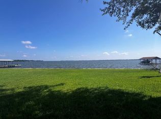 103 Briarwood Dr, Mabank, TX 75156