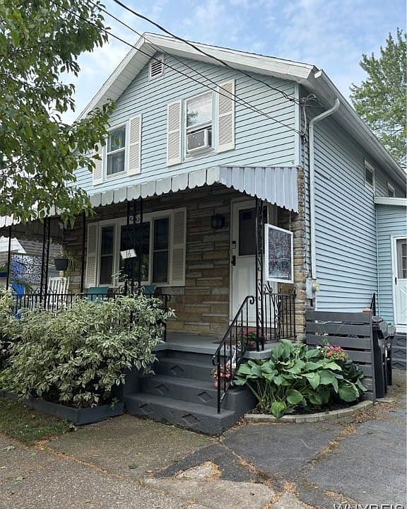 1st image of 16 Bouck St