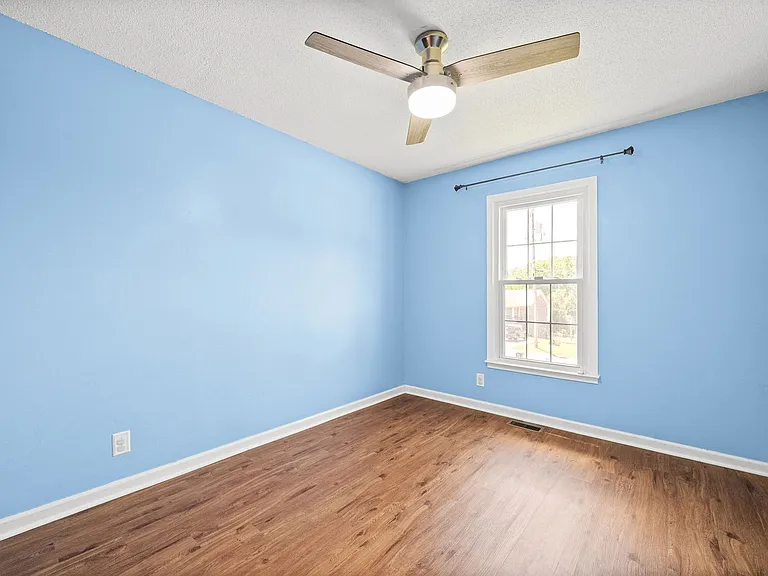 1409 Janet Way Dr — Photo 26
