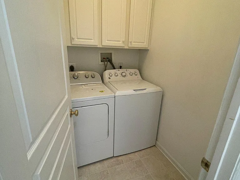 53 Williams Dr — Photo 15