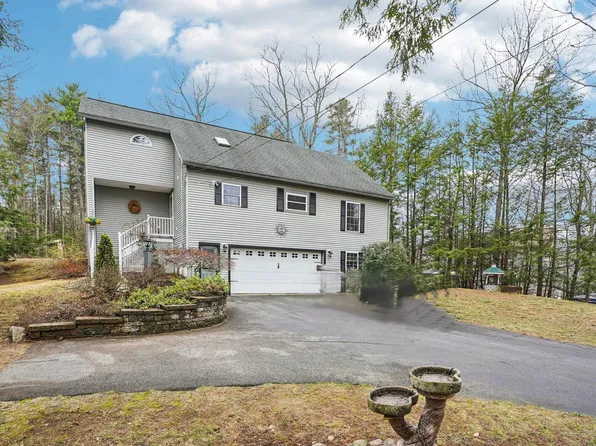19 G H Carter Drive, Danville, NH 03819