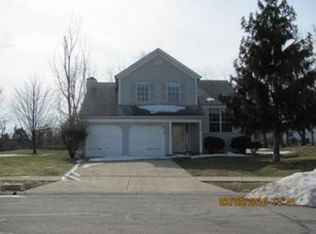 839 Deephollow Ct, Columbus, OH 43228
