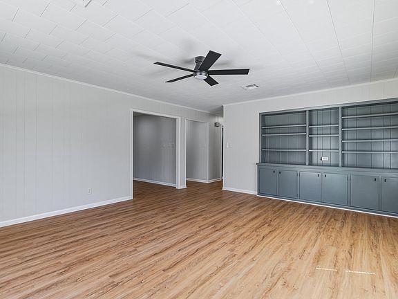 5th image of 563 McGowen Rd