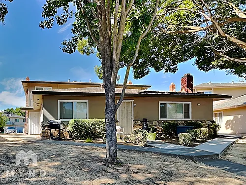 4137 Apostolo Cir #4 Photo 1