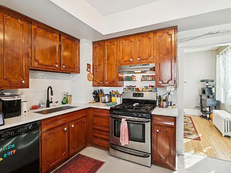 1609 Talmage Ave SE — Photo 8