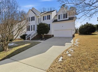 5308 Bentgrass Dr, Raleigh, NC 27610