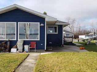 6703 Cedar Point Rd, Presque Isle, MI 49777