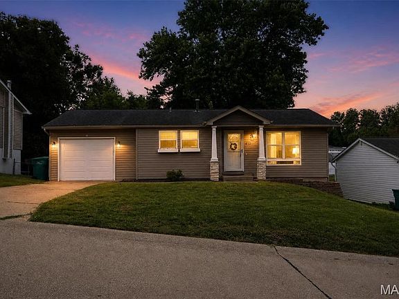 4th image of 612 Banks Dr