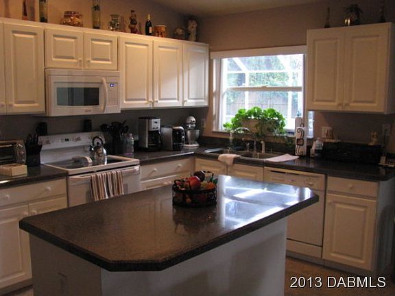 3rd image of 777 Sterling Chase Dr